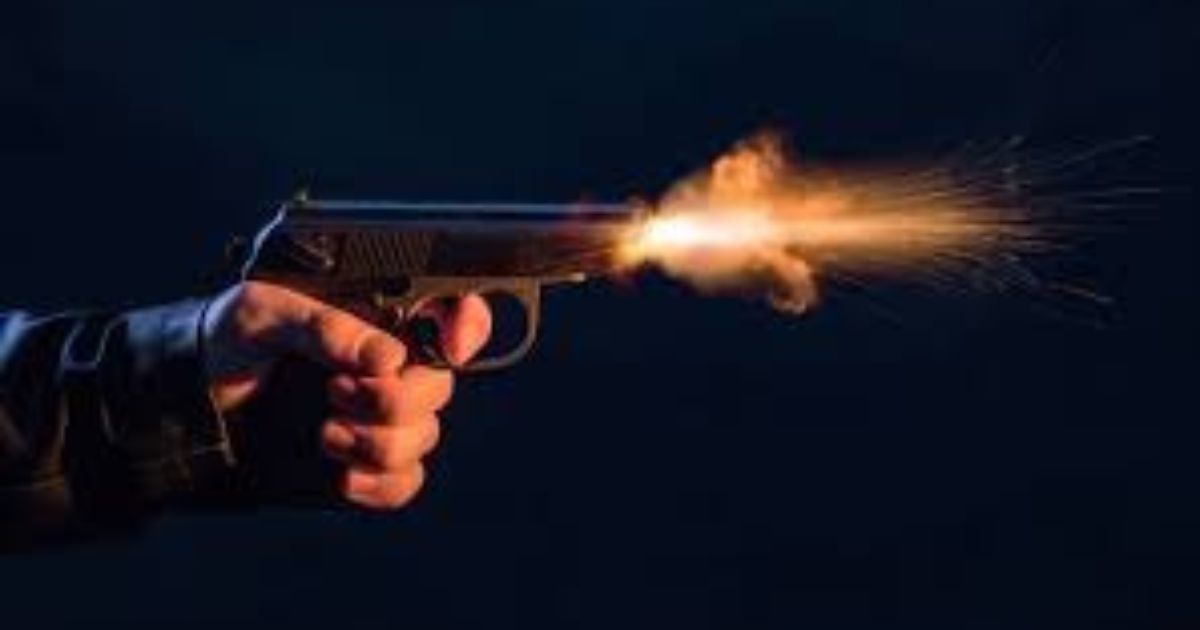 पटना में दिनदहाड़े फायरिंग: शादी का कार्ड बांटने निकले दो भाइयों को मारी गोली